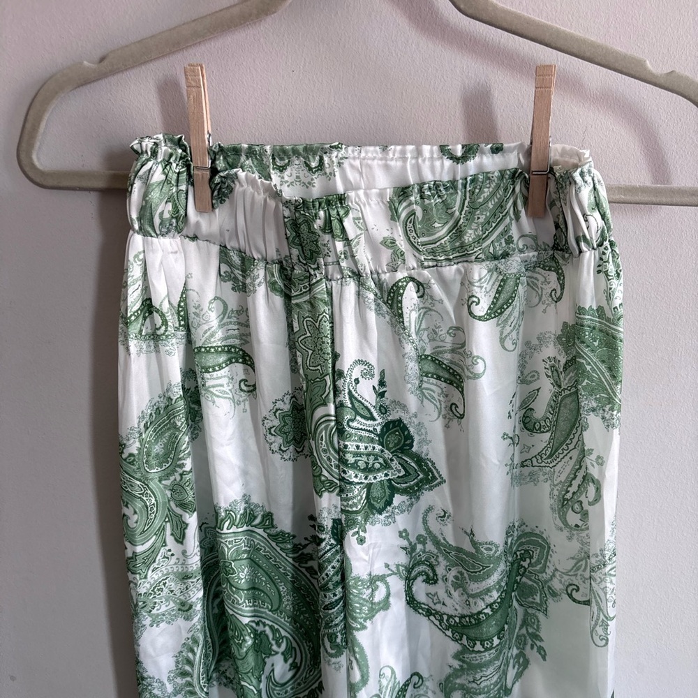 Green Paisley Wrap Matching Set - Picture 7 of 9